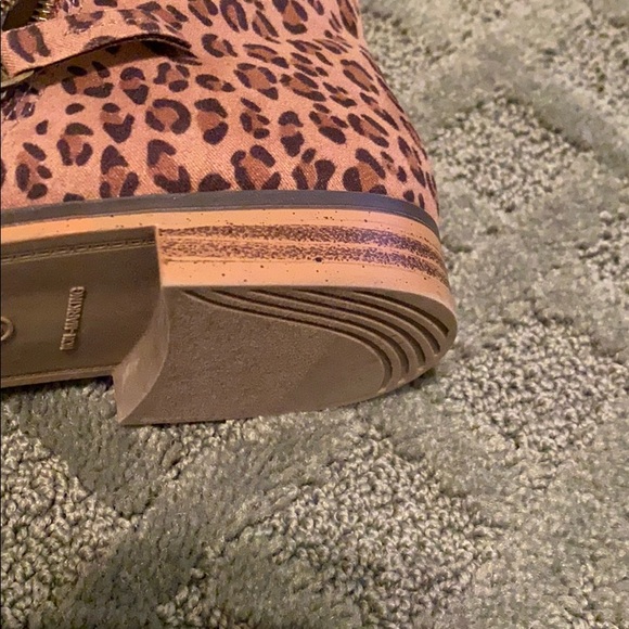 Size 5 Women’s Fun Cheetah Booties! - Picture 6 of 6